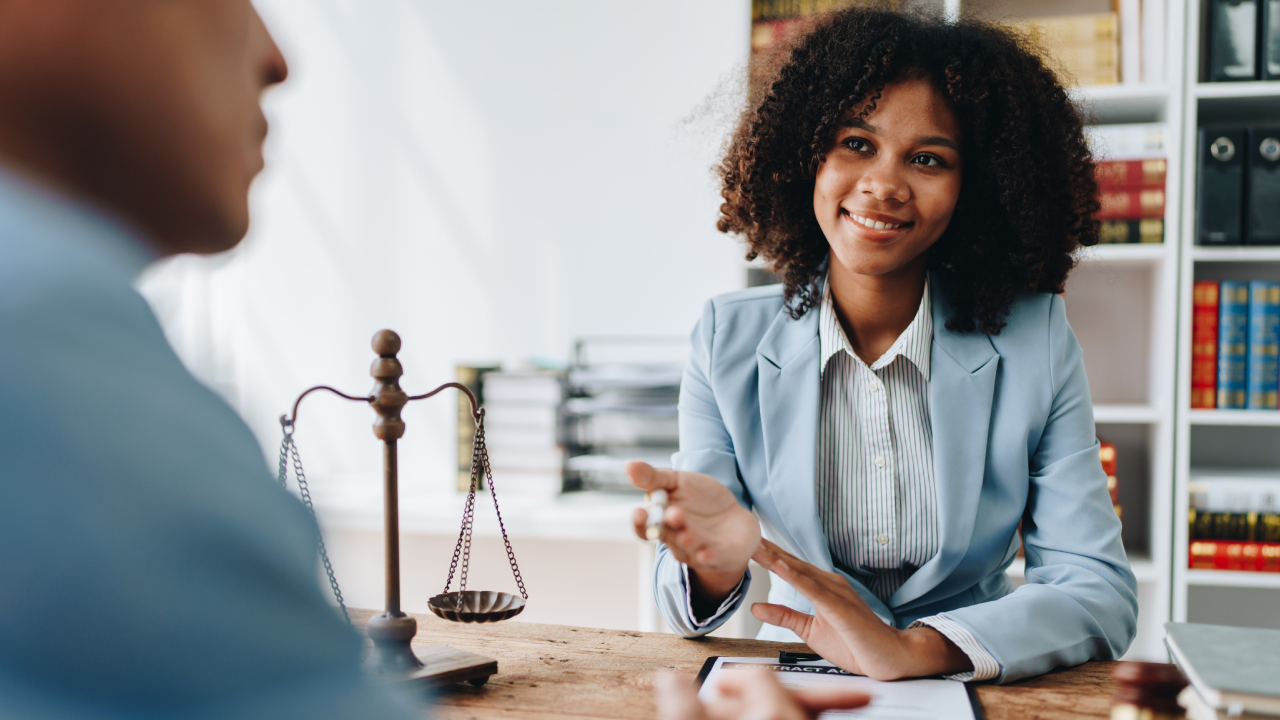 Settlement Lawyer